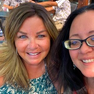 Meet your Posher, Desiree